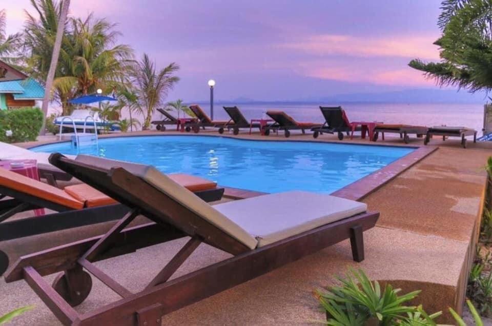 พงัน ลอดจ์ Hotel บ้านใต้ ภายนอก รูปภาพ
